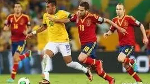 12日WTT香港巅峰对决半程速递：王楚钦冲击四冠王，仅剩两战即可问鼎！